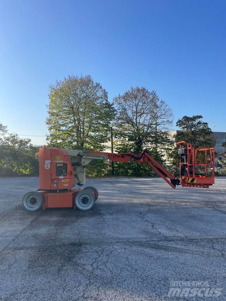 JLG 300 AJP Nacelles articulées