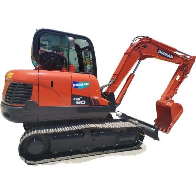 Doosan DX 60 Pelle sur chenilles