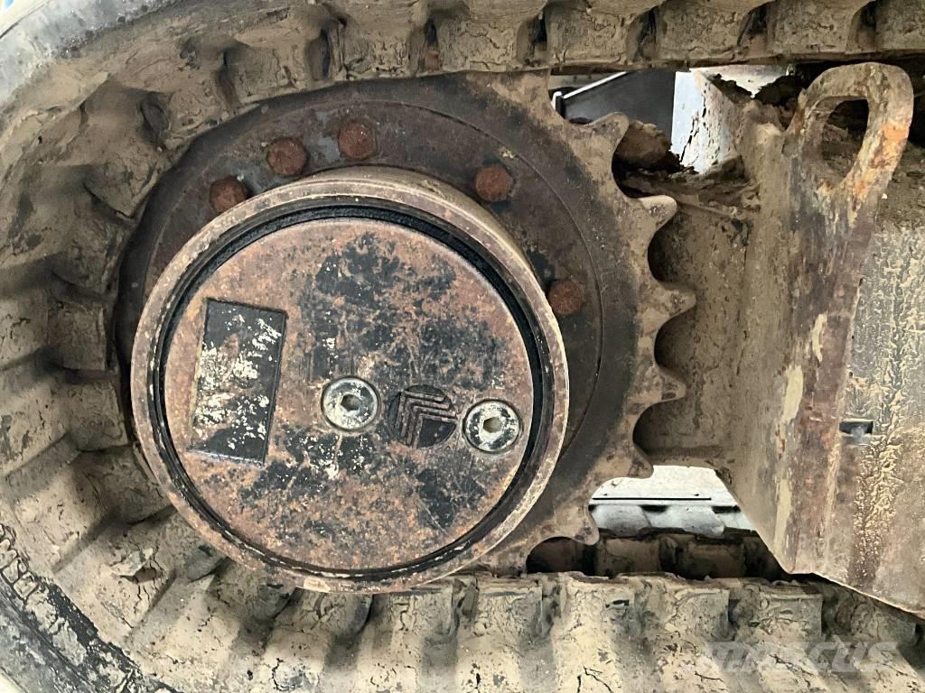 Bobcat E 26 EM Mini pelle < 7t