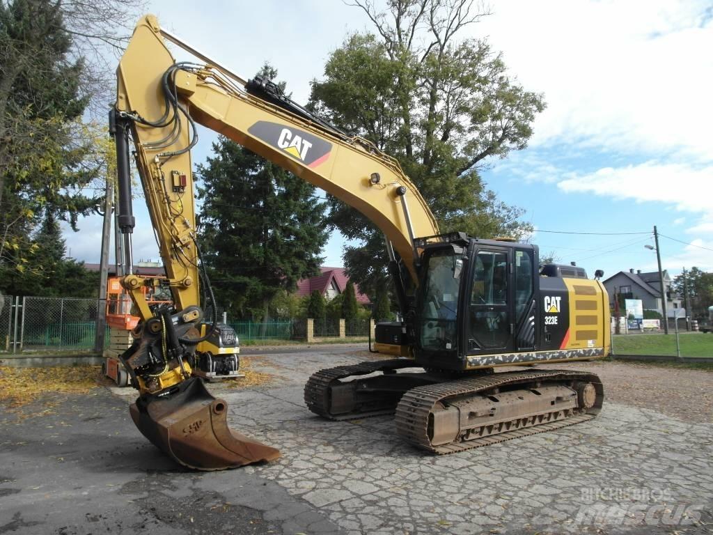 CAT 323 EL Pelle sur chenilles