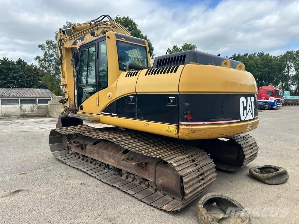 CAT 318 C L Pelle sur chenilles