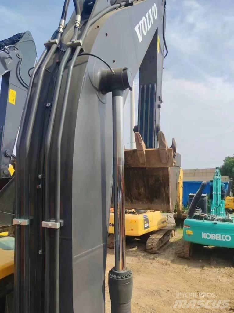 Volvo EC 240 Pelle sur chenilles