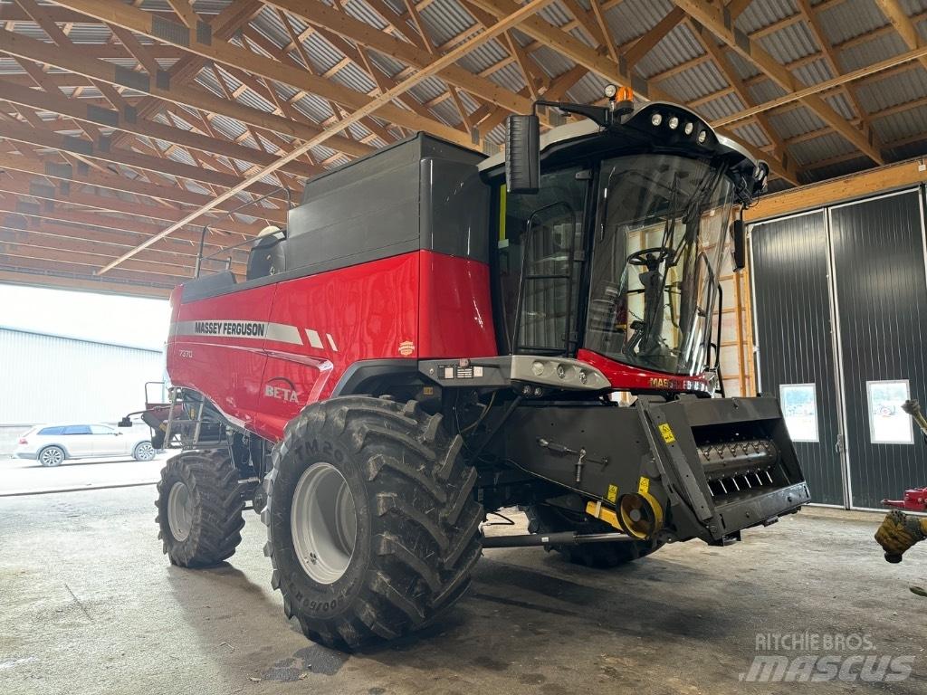 Massey Ferguson 7370 Moissonneuse batteuse