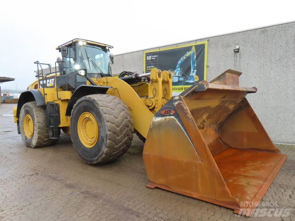 CAT 982 M Chargeuse sur pneus