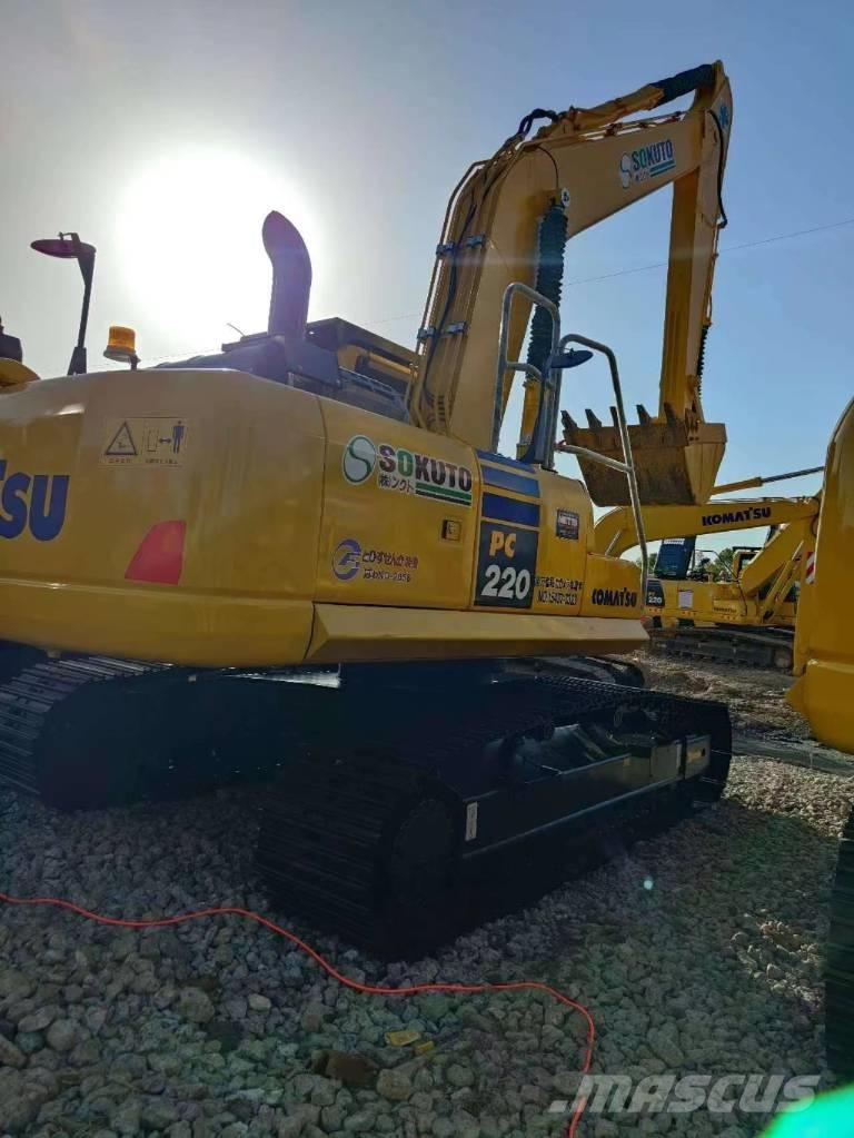 Komatsu PC 220-8 Pelle sur chenilles