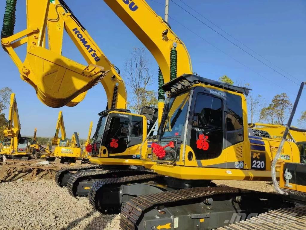 Komatsu PC 220-8 Pelle sur chenilles