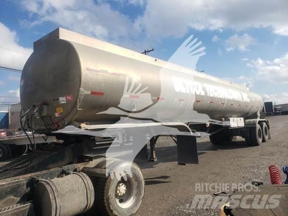 Fruehauf WATER TANK Semi remorque citerne
