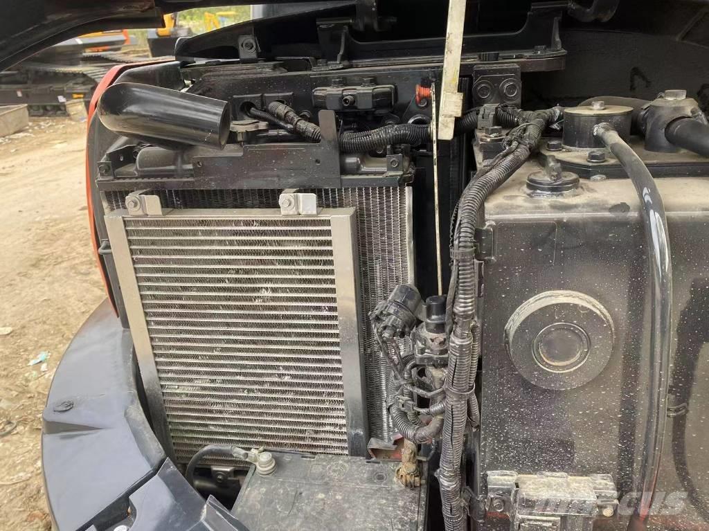 Kubota 155 Pelle sur chenilles