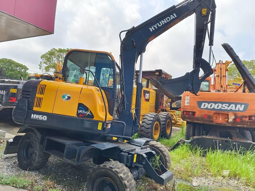 Hyundai R60W Mini pelle < 7t