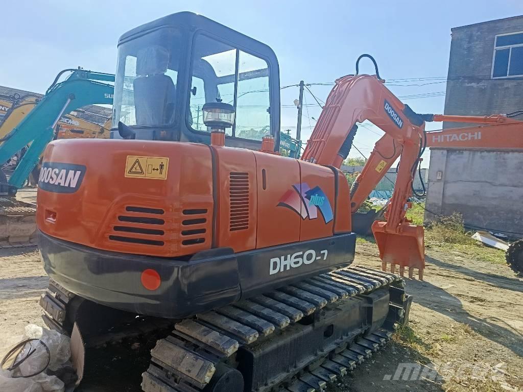 Doosan DH 60-7 Mini pelle < 7t