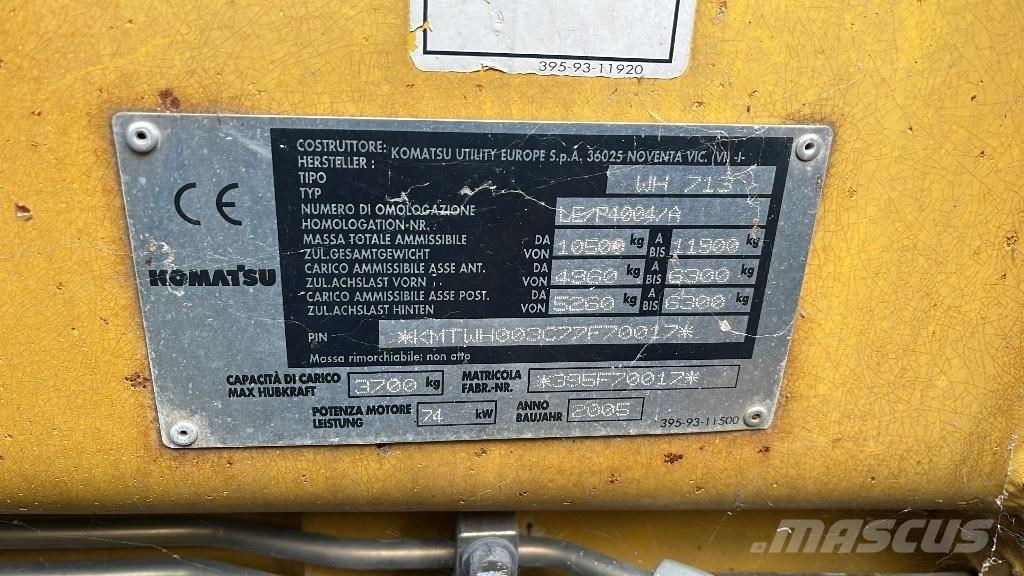 Komatsu WH 713 Chariot télescopique