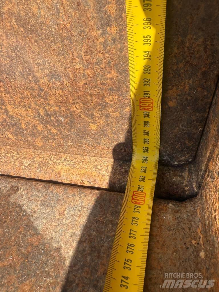 Manac TGL 12-240 Camion benne