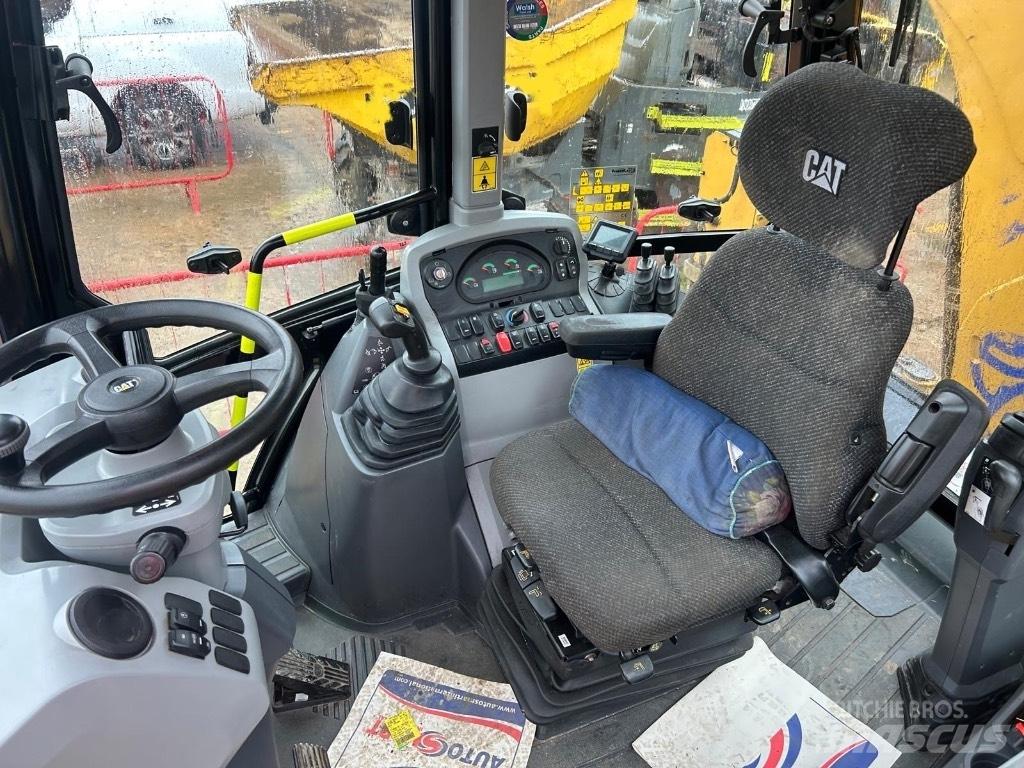 CAT 432 F2 Tractopelle
