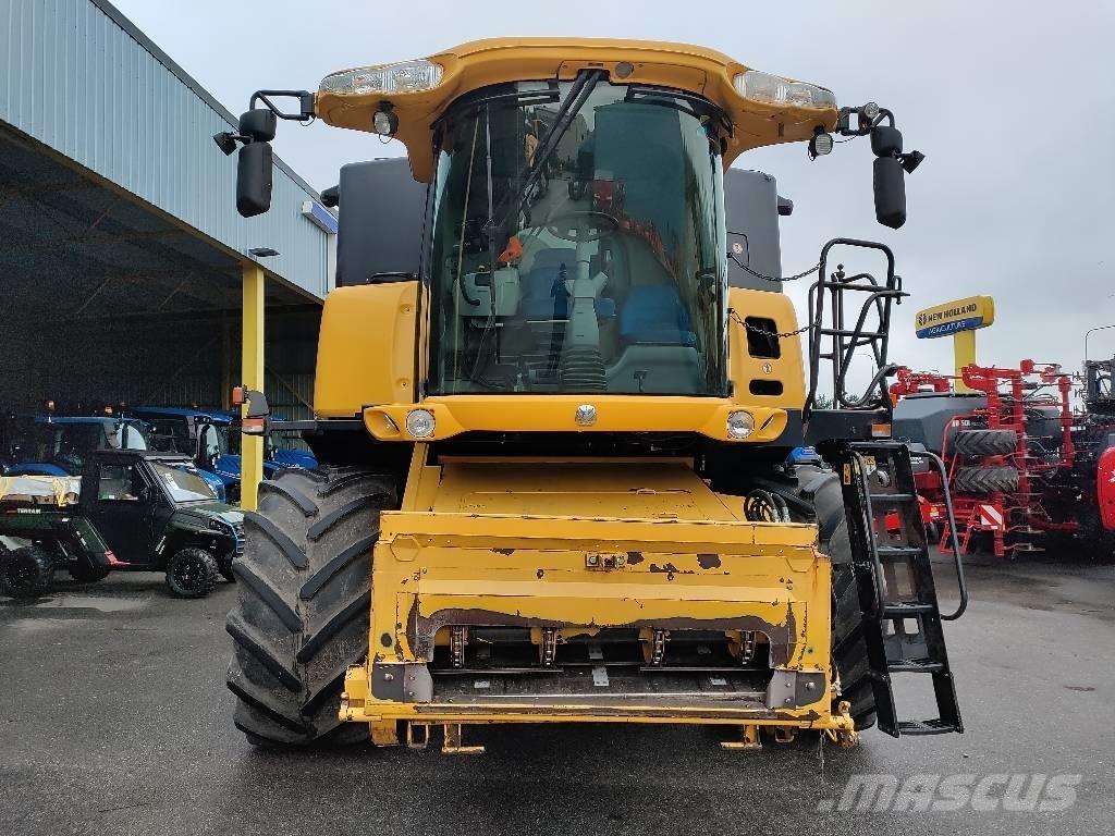 New Holland CX 8080 Moissonneuse batteuse
