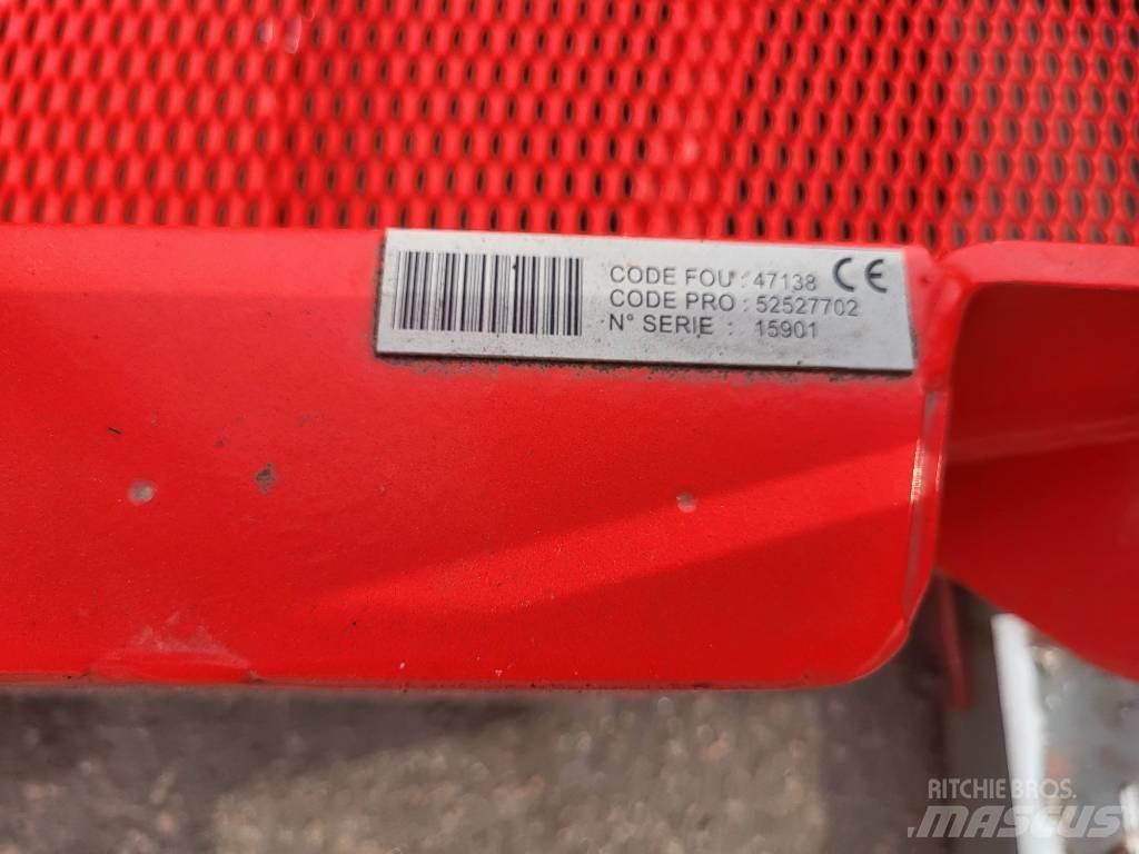 Manitou 200 ATJ kori Mât vertical