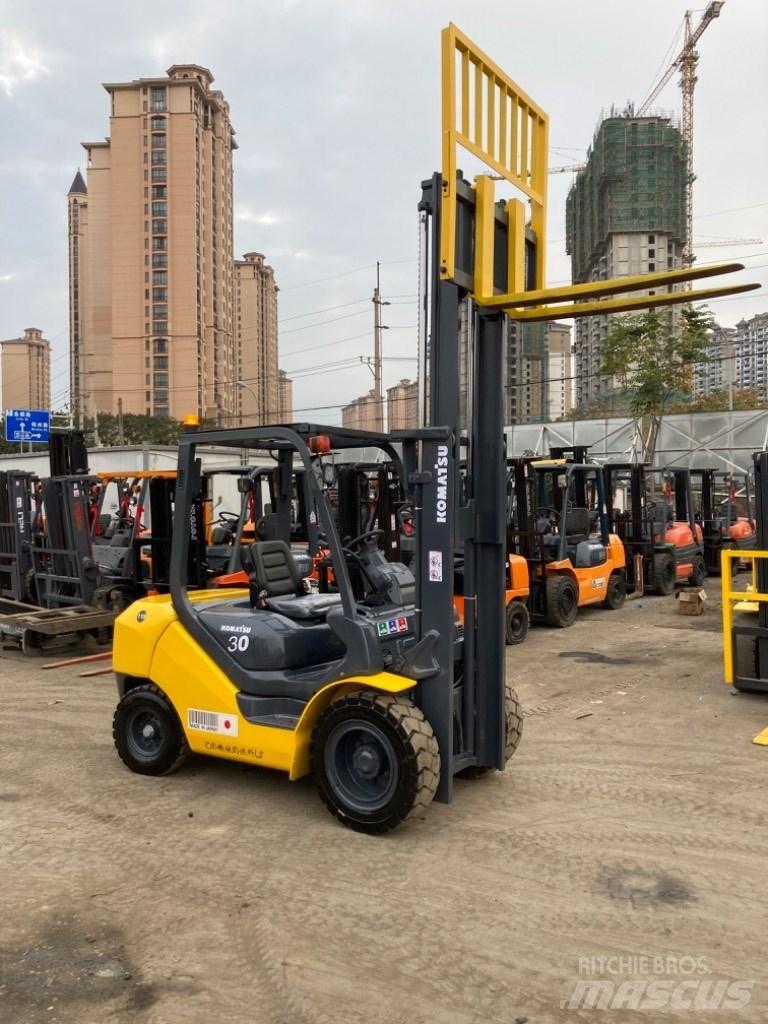 Komatsu FD30T-16 Chariots diesel