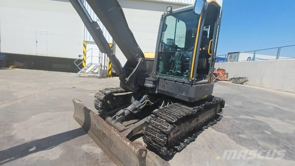Volvo ECR 88 D Pelle sur chenilles