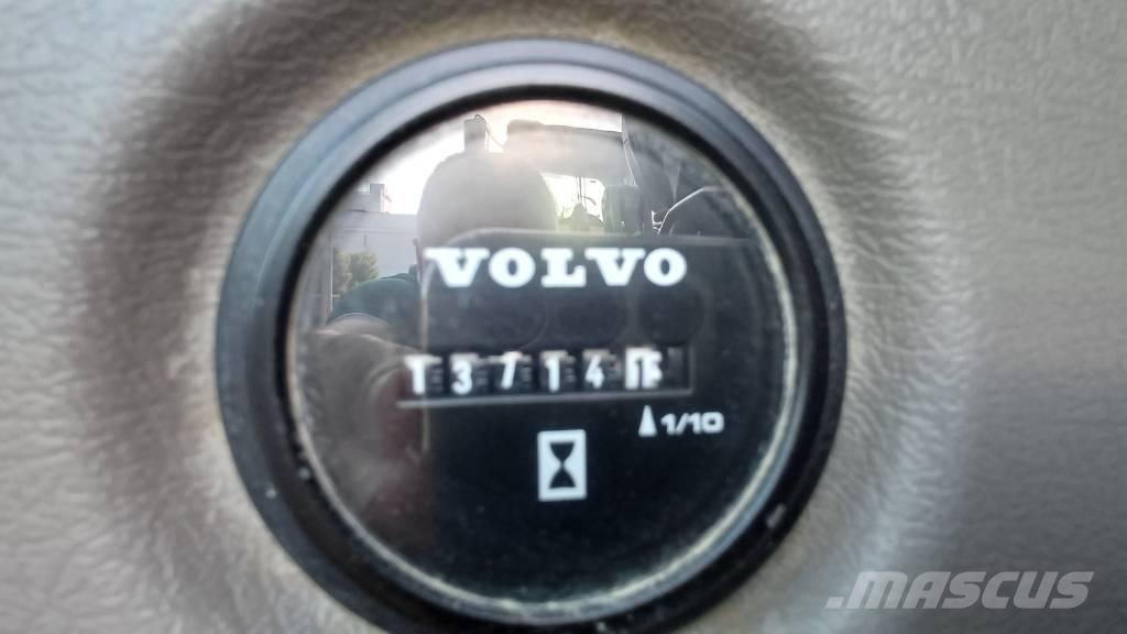 Volvo ECR 88 D Pelle sur chenilles