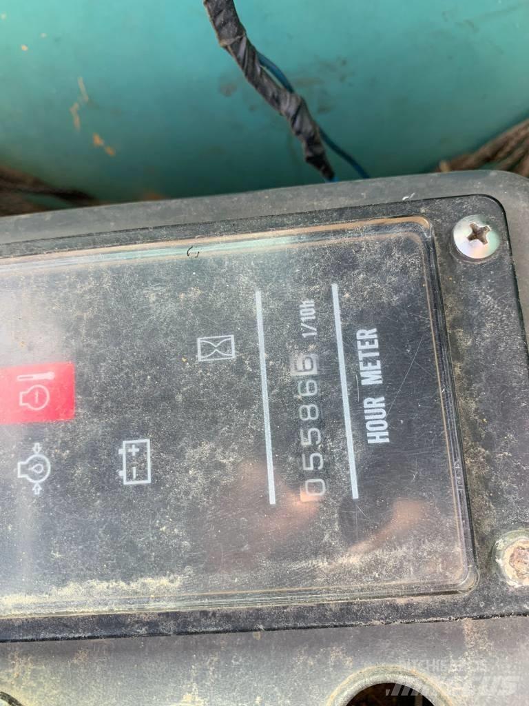 Yanmar B 25 V Mini pelle < 7t