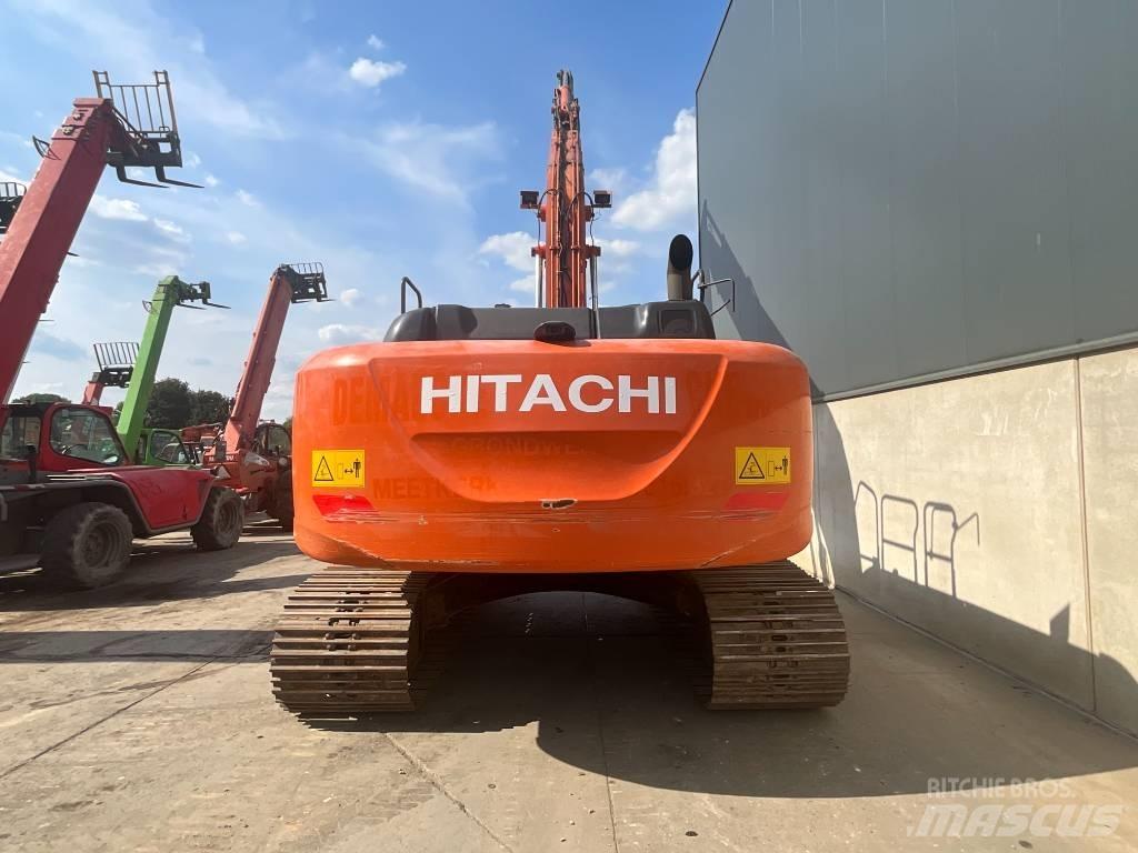 Hitachi ZX 250 LC-6 Pelle sur chenilles