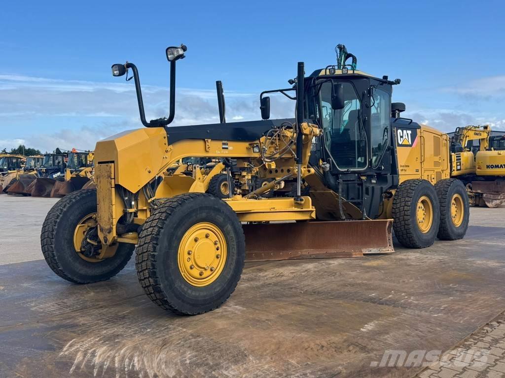 CAT 140M2 AWD Niveleuse