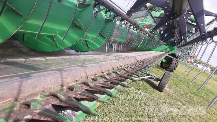 John Deere T 660 i Moissonneuse batteuse