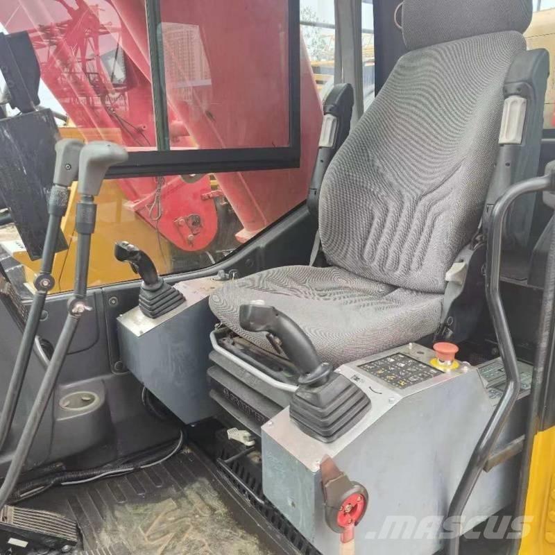 Sany SCC1000A Grue sur chenilles