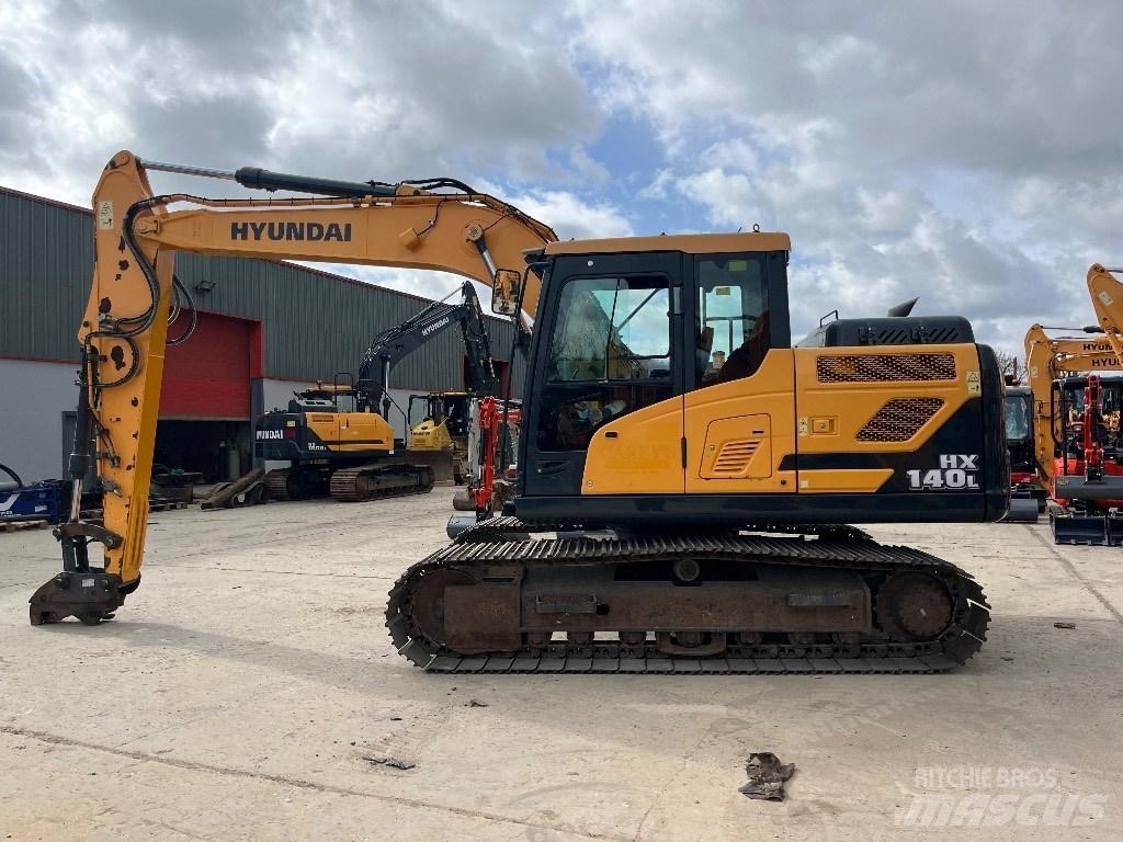 Hyundai HX140L Pelle sur chenilles