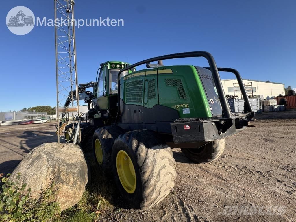 John Deere 1270 E Abatteuse