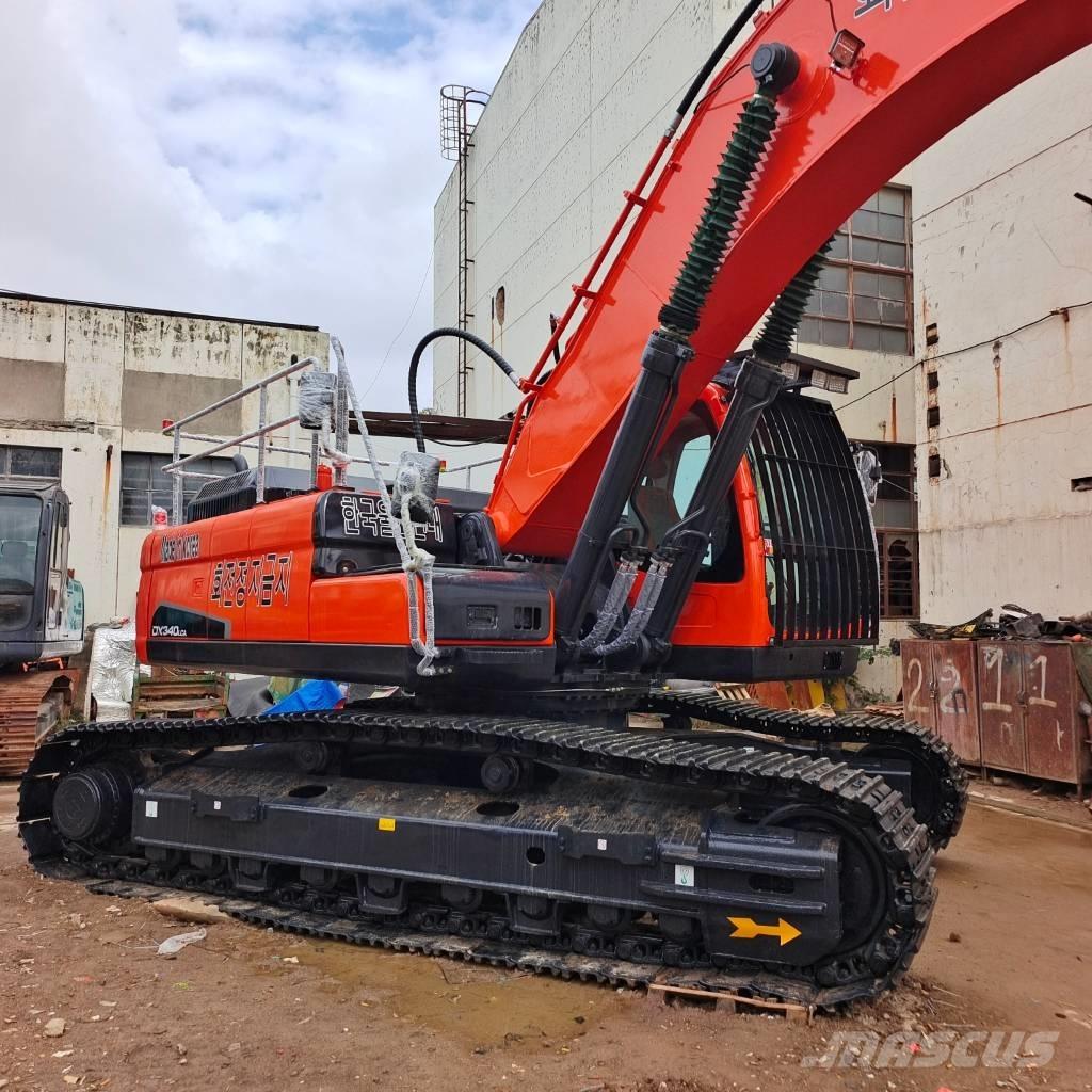 Doosan DX 340 Pelle sur chenilles