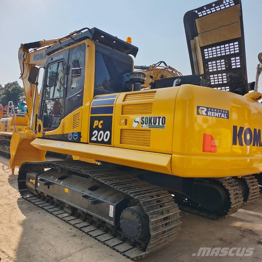 Komatsu PC 200-7 Pelle sur chenilles