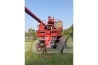 Case IH 1680 Moissonneuse batteuse