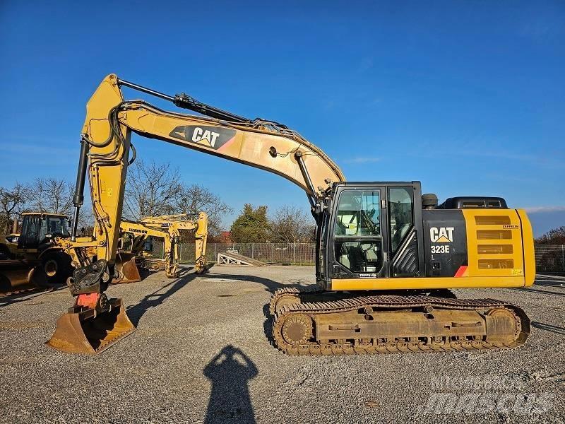 CAT 323 EL Pelle sur chenilles