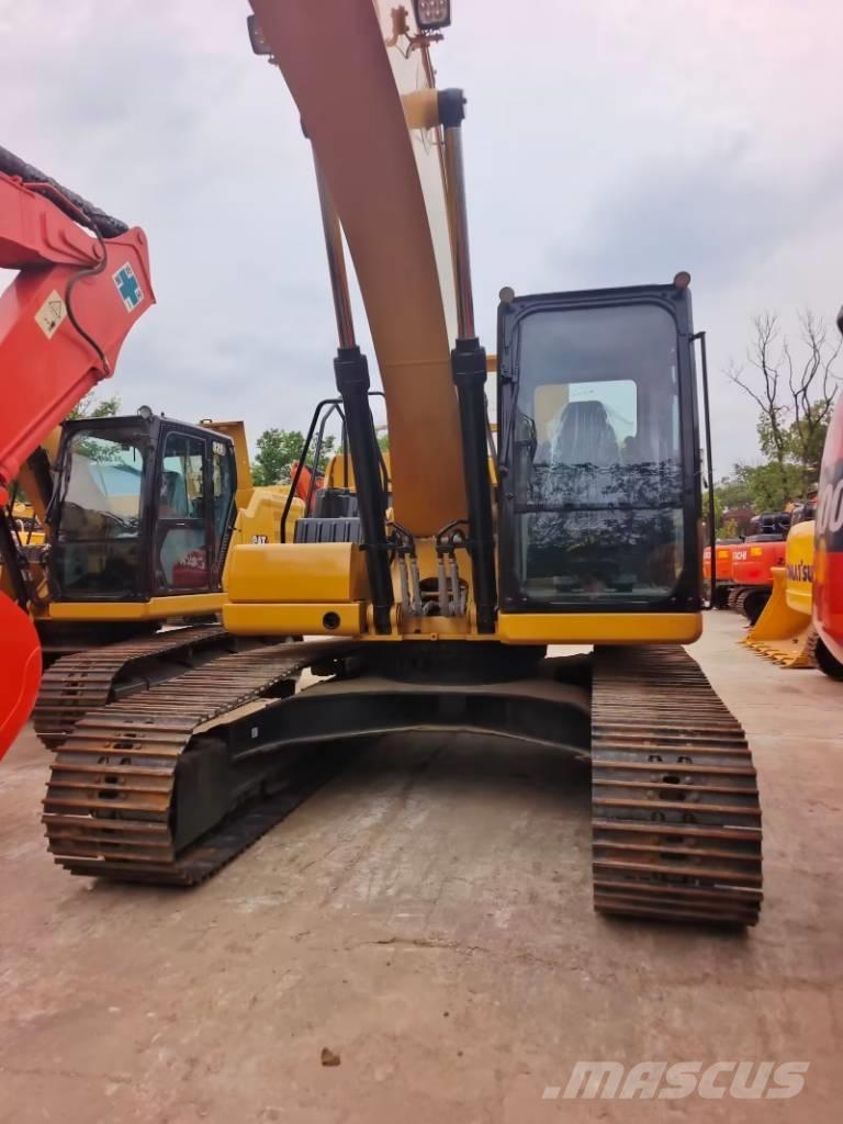 CAT 323 GC Pelle sur chenilles
