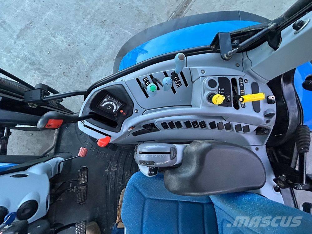 New Holland T 6030 Tracteur