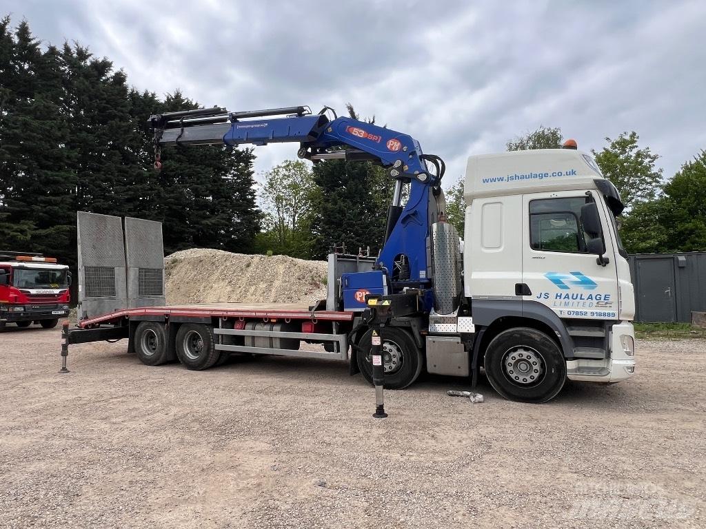 DAF CF 460 Camion plateau ridelle avec grue