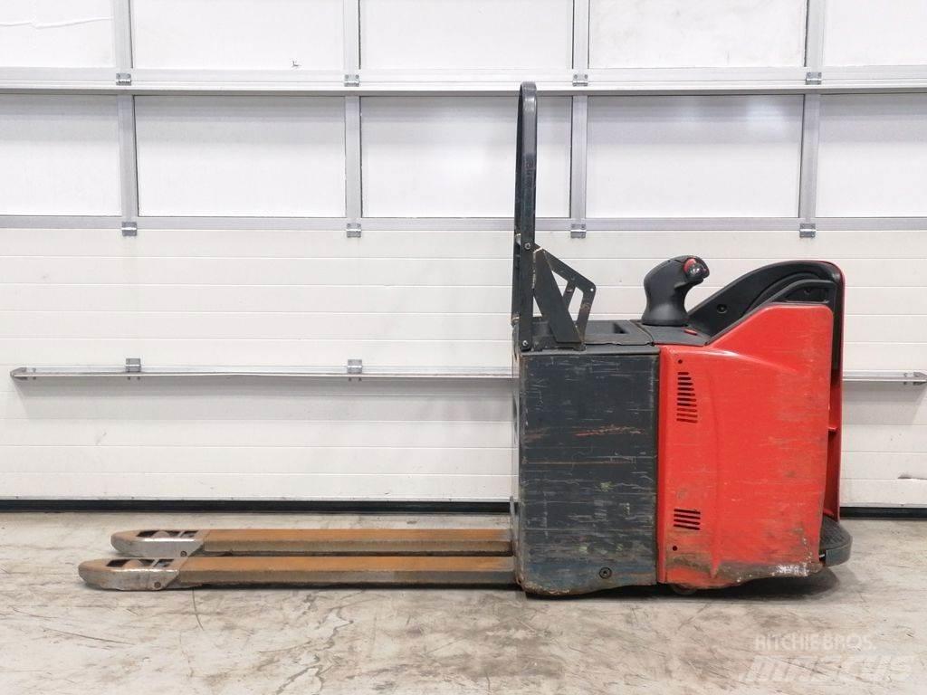 Linde T20SP Transpalette accompagnant
