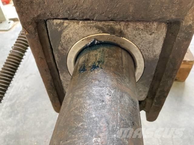 Montabert BRH 900 Marteau hydraulique