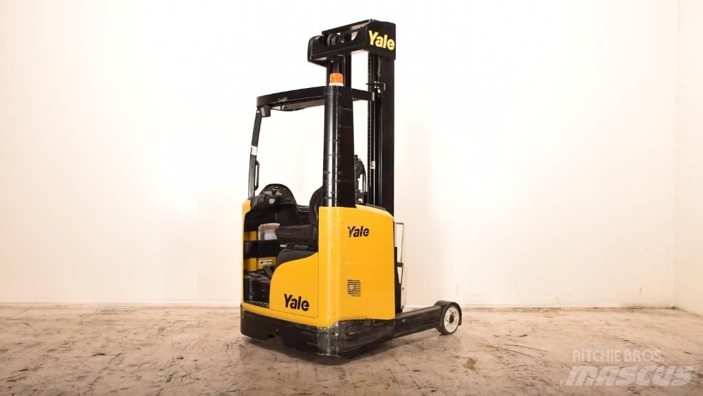 Yale MR14 Chariot à mât rétractable