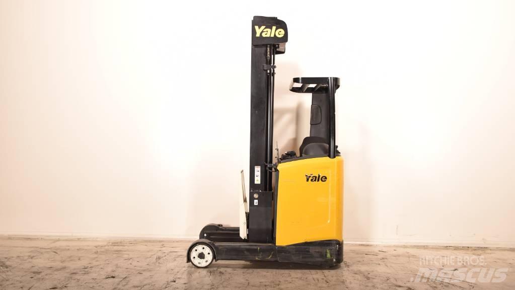 Yale MR14 Chariot à mât rétractable
