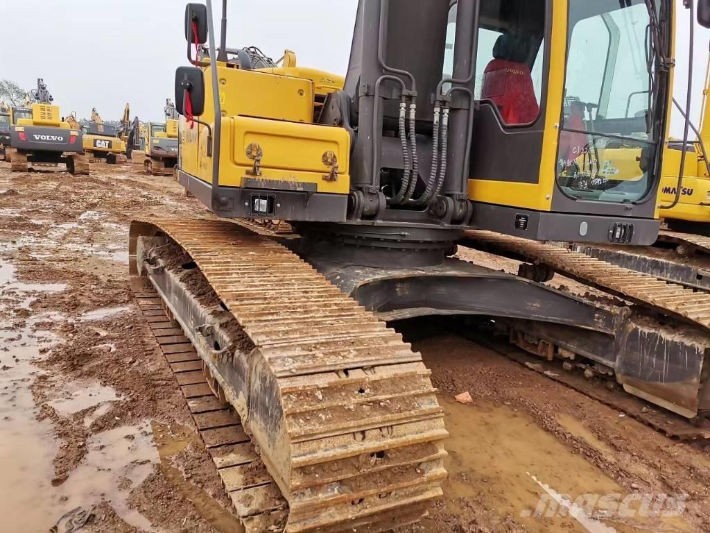 Volvo EC 240 B LC Pelle sur chenilles