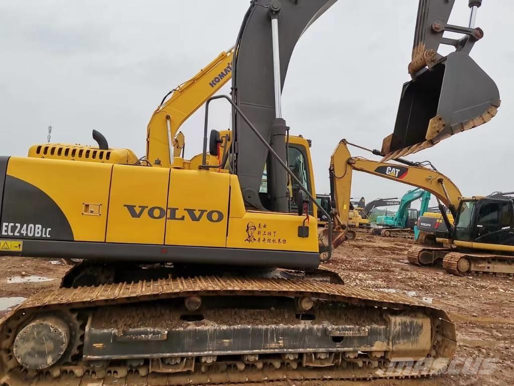 Volvo EC 240 B LC Pelle sur chenilles