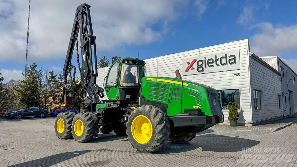 John Deere 1270 E Abatteuse