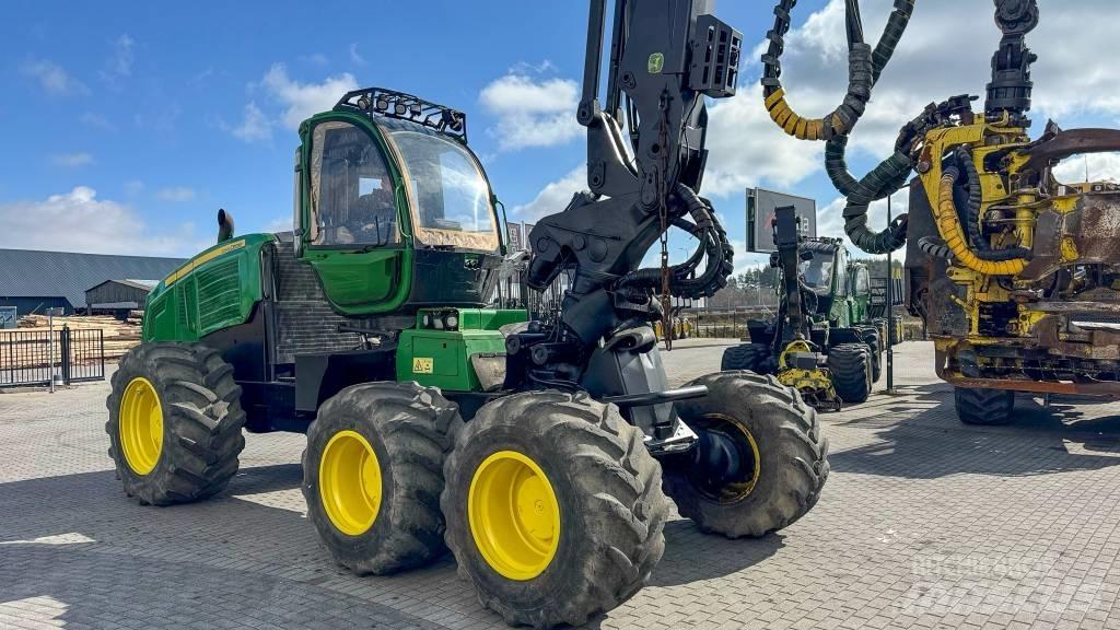 John Deere 1270 E Abatteuse