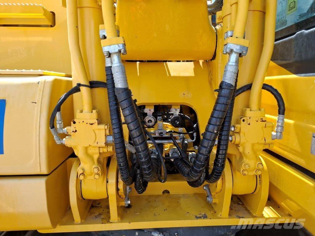Komatsu PC240LC-10 Pelle sur chenilles