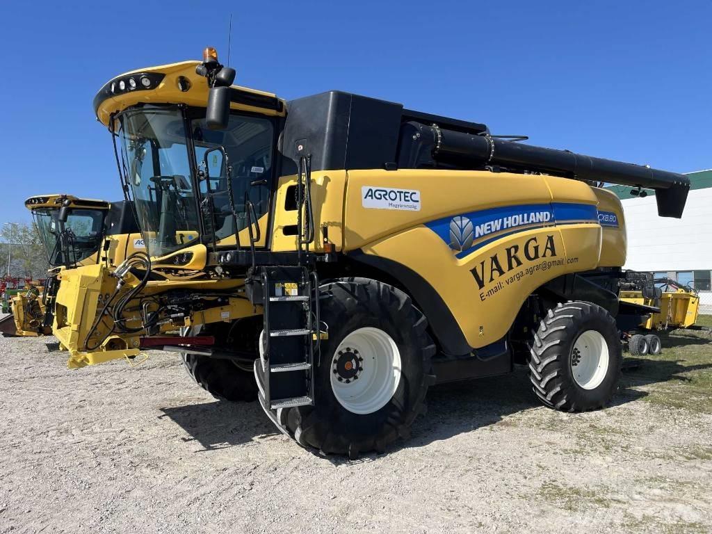 New Holland CX8.80 Moissonneuse batteuse