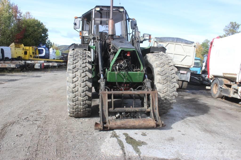 Huddig 960 Pelle sur pneus