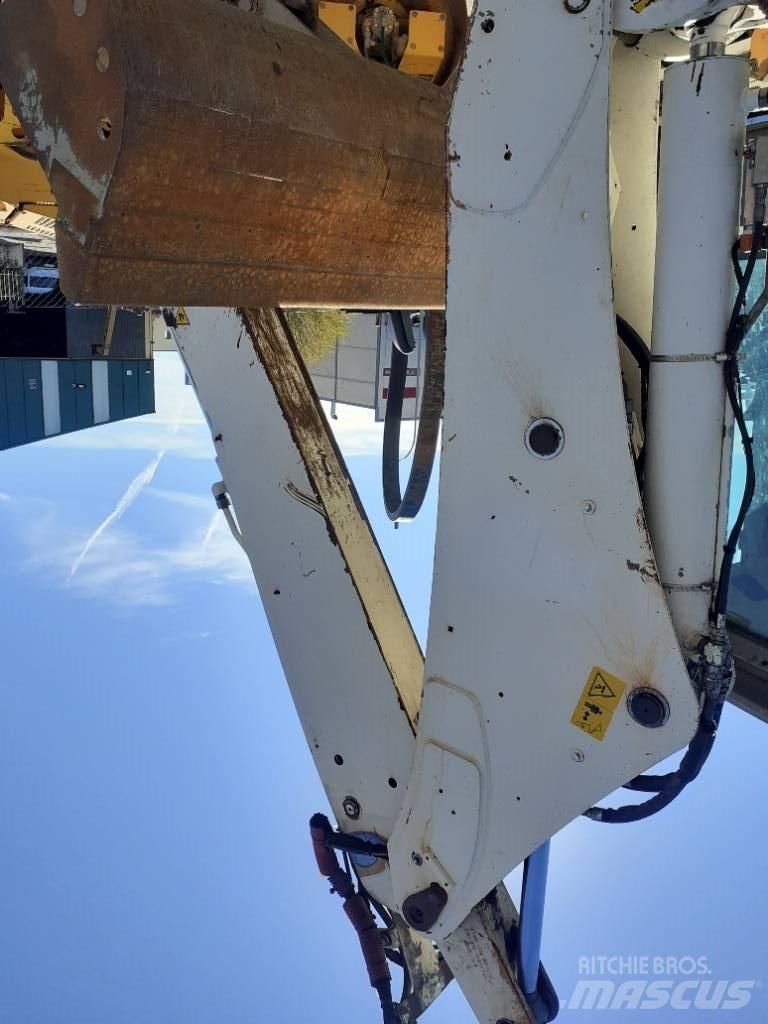 CASE 590 ST Tractopelle