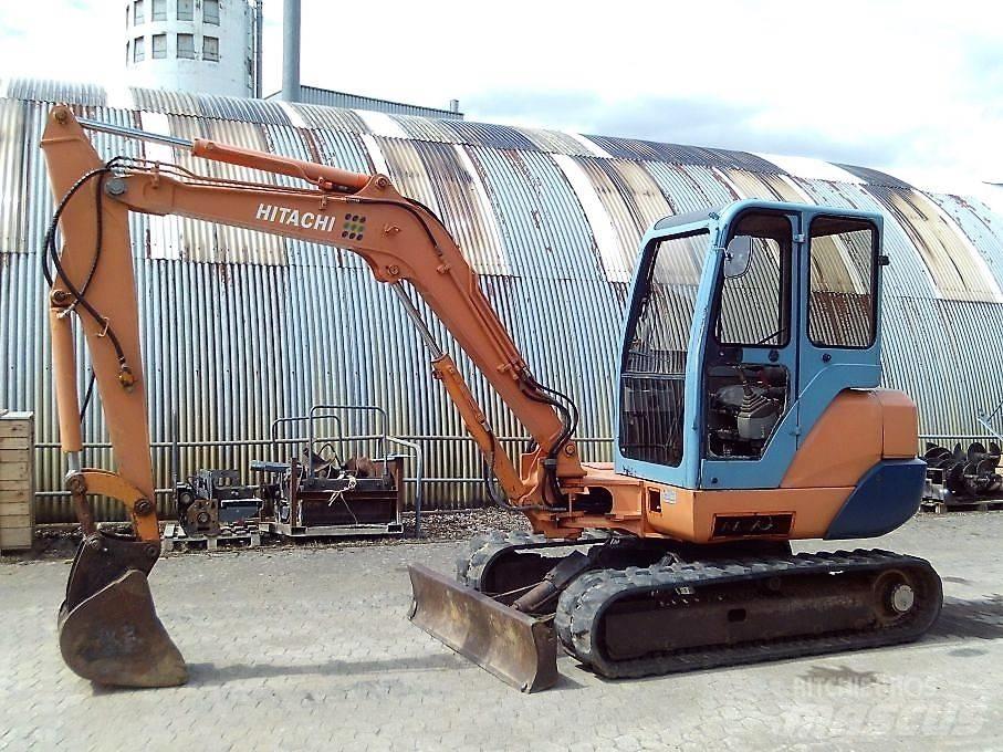 Hitachi EX 40 Mini pelle < 7t