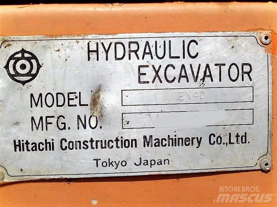 Hitachi EX 40 Mini pelle < 7t